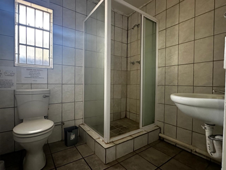 7 Bedroom Property for Sale in Brandwag Free State